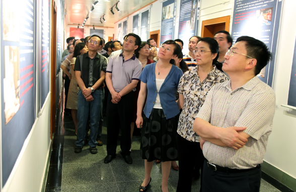 AG8Æì½¢Ìü¡¤(Öйú)¼¯ÍÅÊ×Ò³